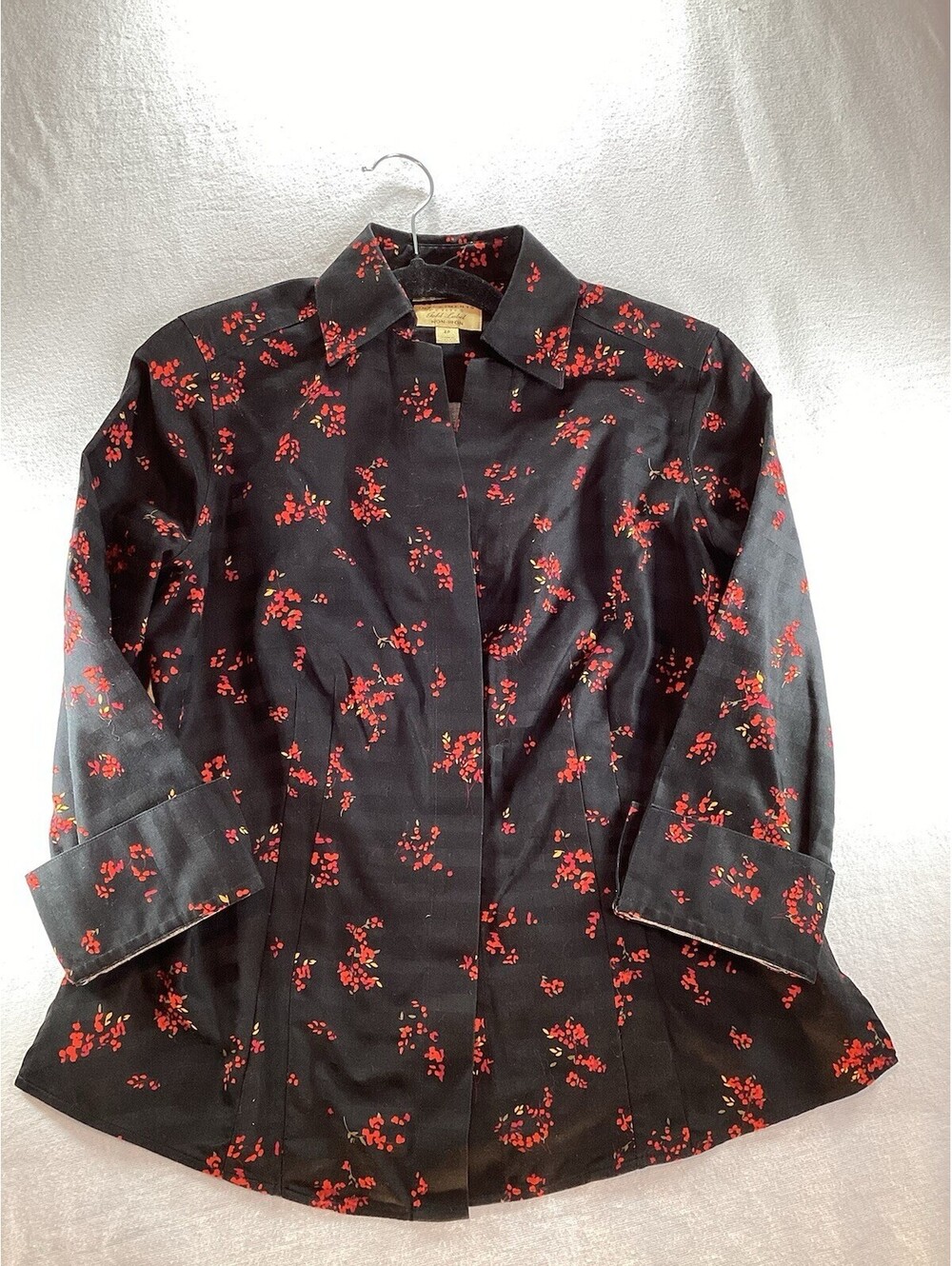 Taylor Investments Petites Gold Label Non-Iron Floral Blouse Black 4P